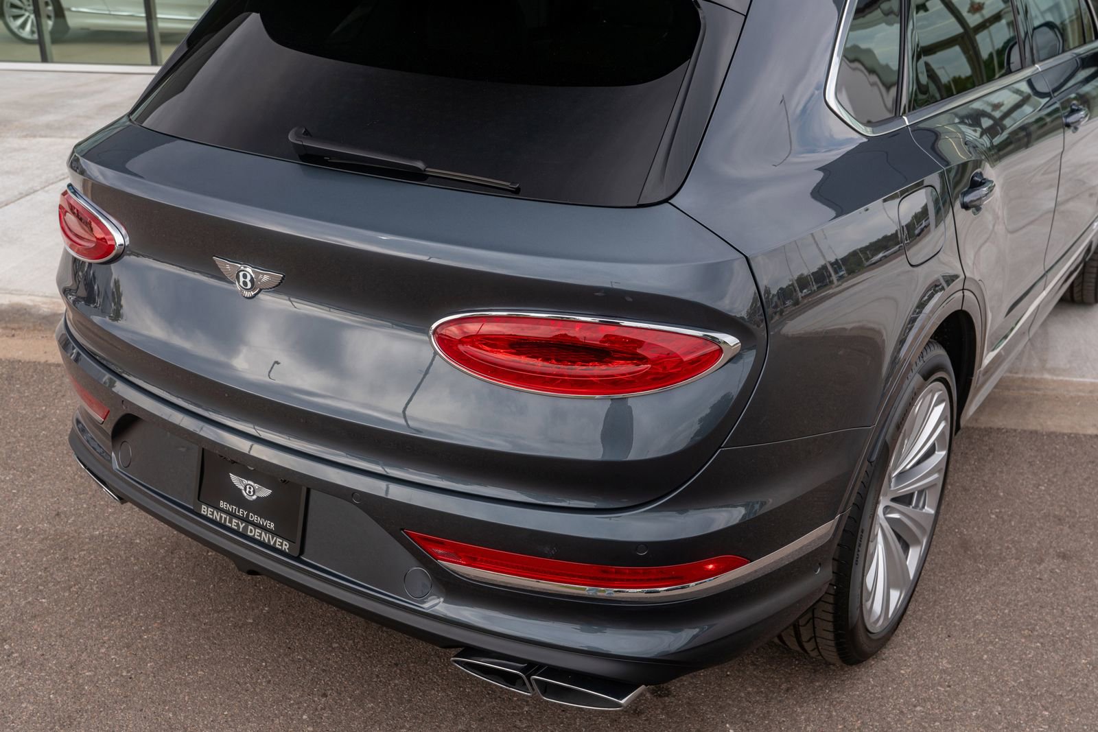 New 2025 Bentley Bentayga image 16