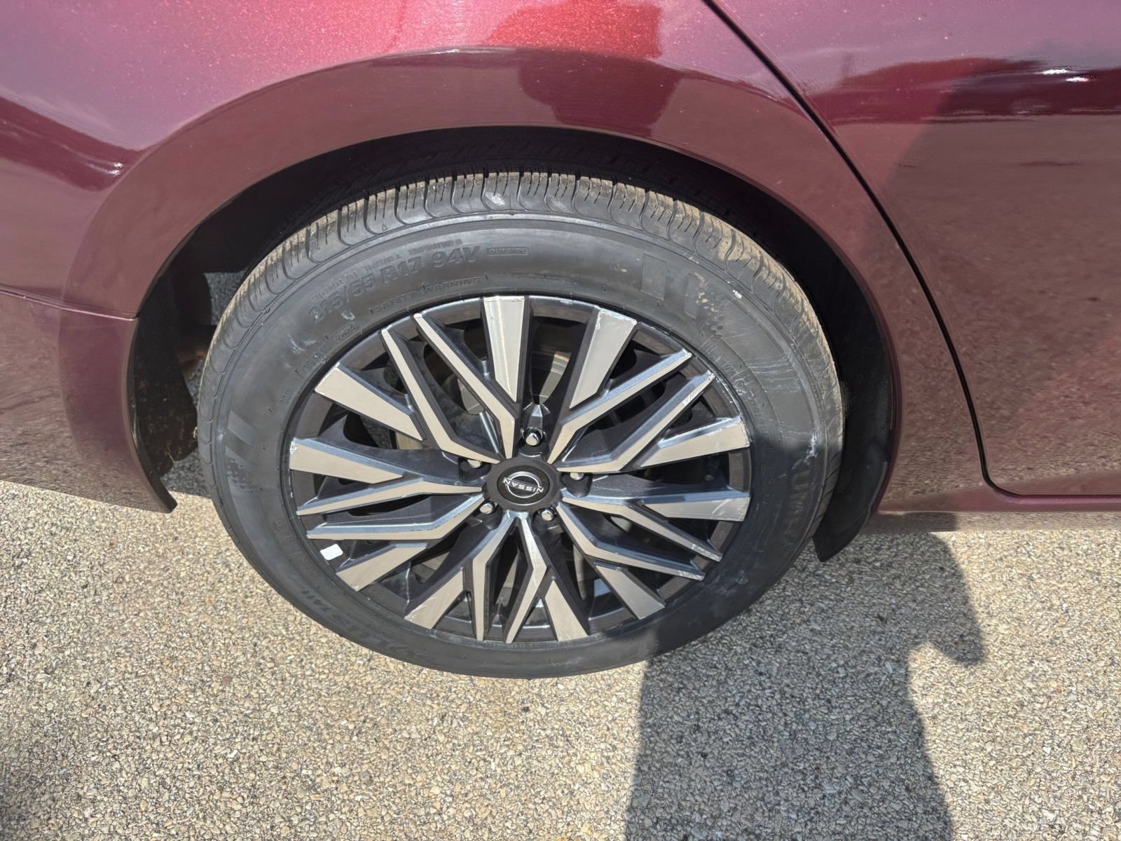 Used 2025 Nissan Altima 2.5 SV FWD image 25