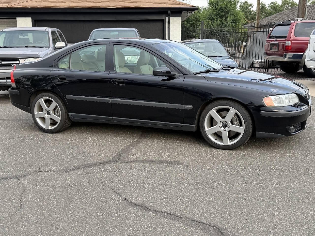 Used 2004 Volvo S60 R AWD/4WD image 33