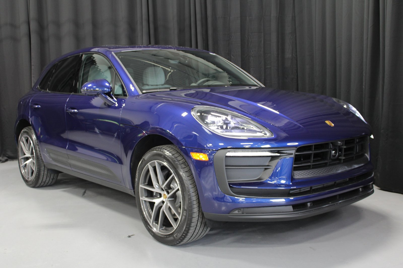 New 2026 Porsche Macan image 9