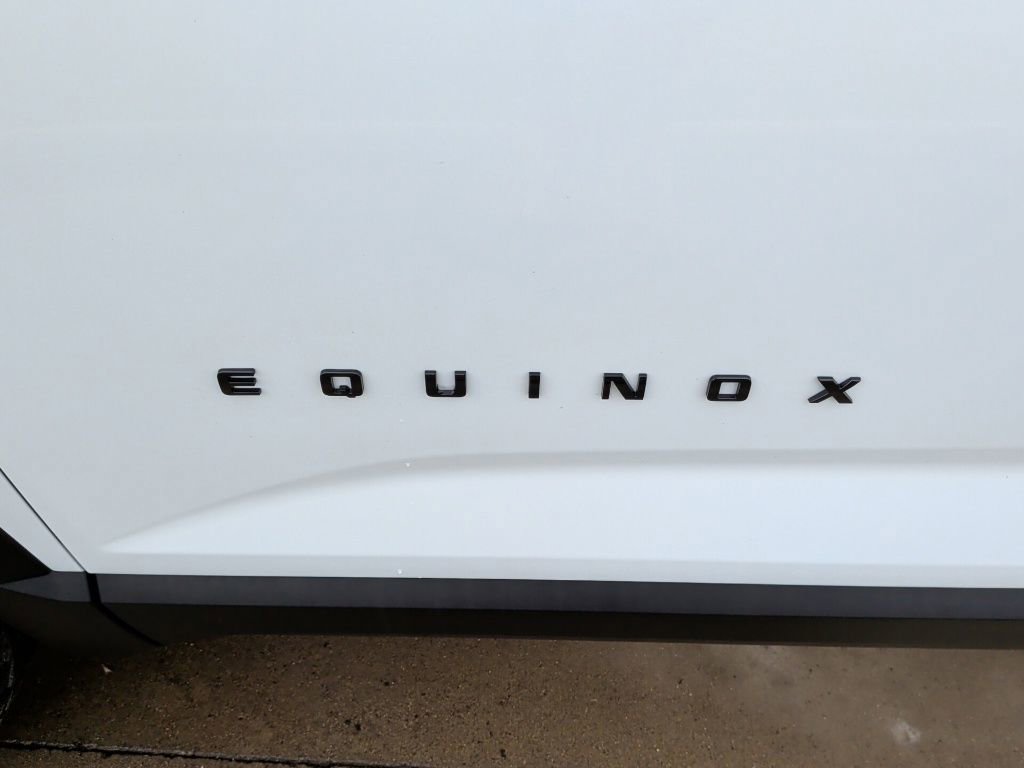 Used 2026 Chevrolet Equinox ACTIV w/ Convenience Package III image 44