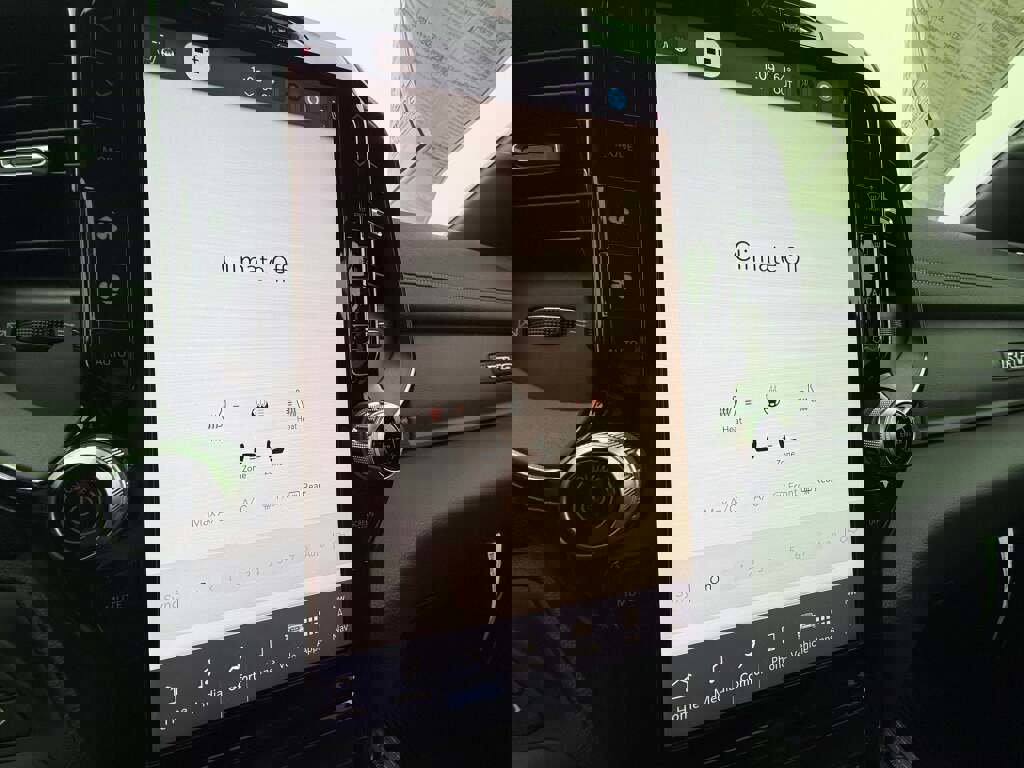 New 2026 RAM 1500 RHO w/ Bed Utility Group image 34