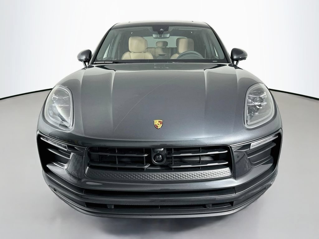 New 2026 Porsche Macan AWD/4WD image 6