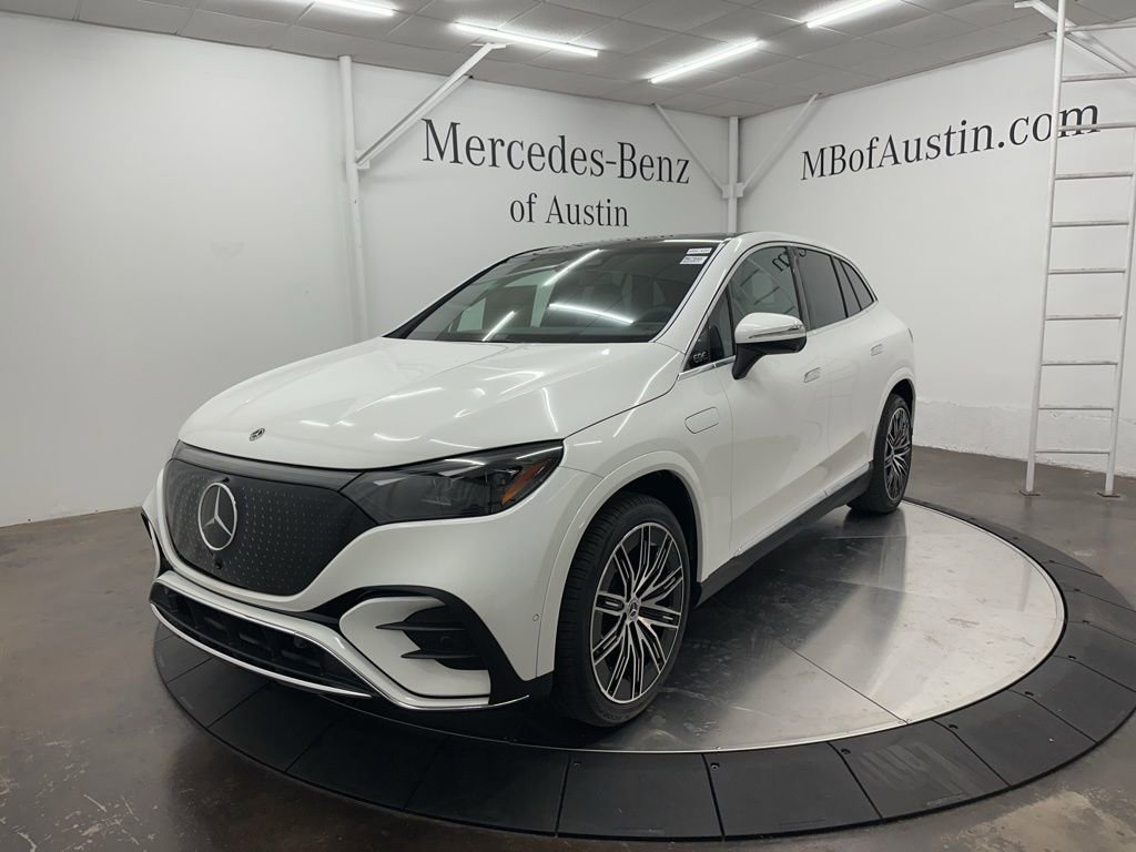Used 2026 Mercedes-Benz EQE 320 4MATIC SUV image 3