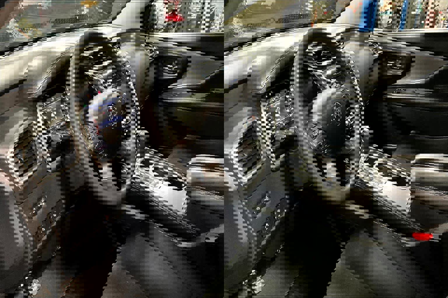 Used 2020 Nissan Murano S w/ Technology Package image 16