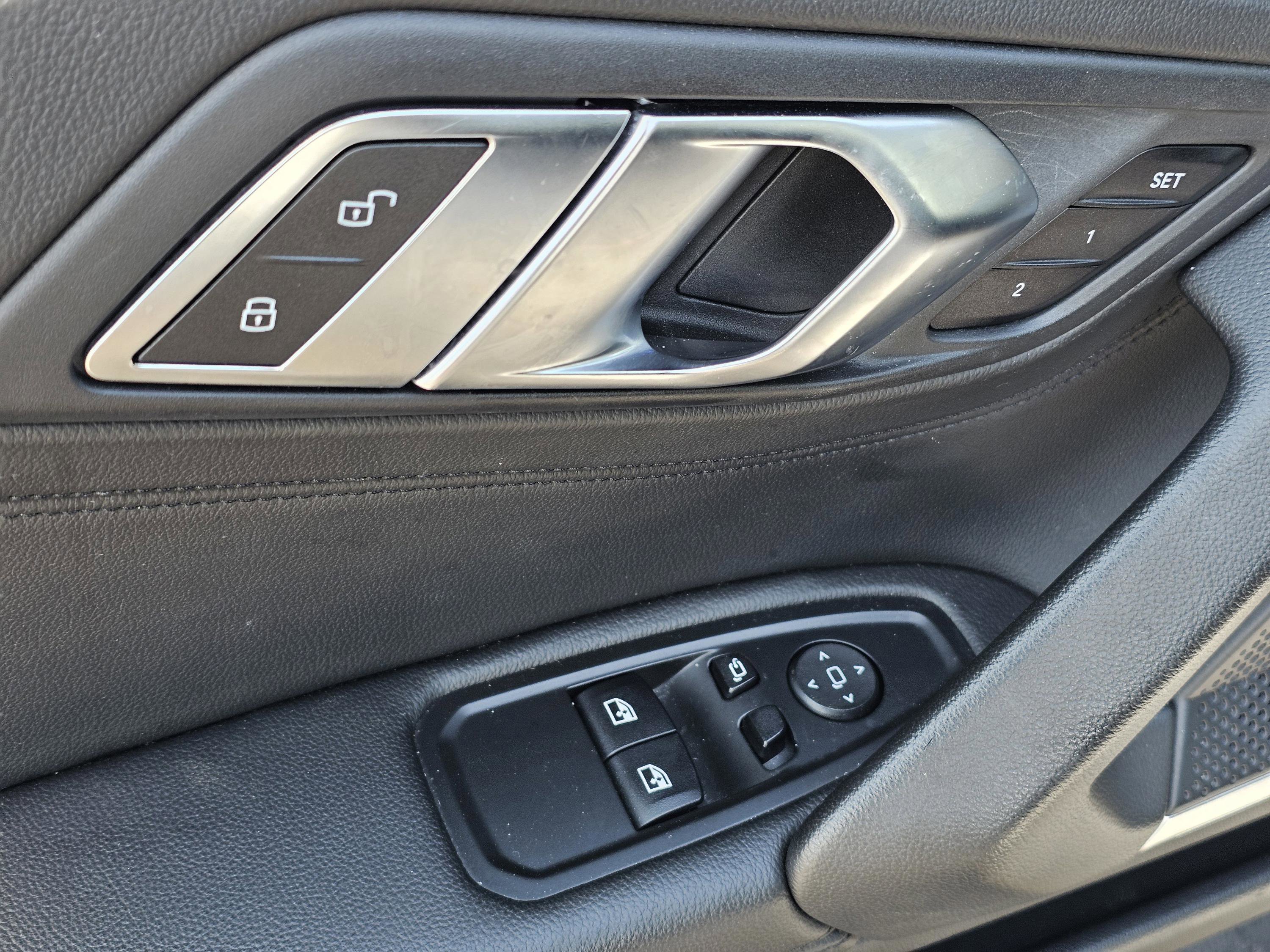 Used 2022 BMW Z4 sDrive30i RWD image 16