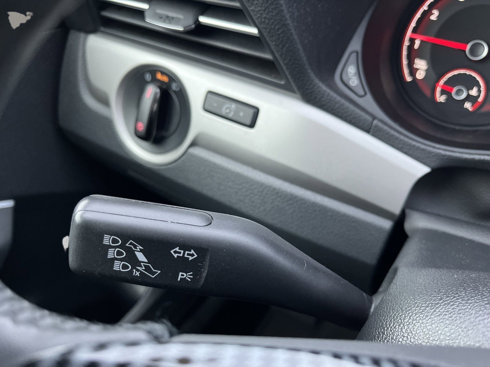 Used 2021 Volkswagen Passat 2.0T S image 17