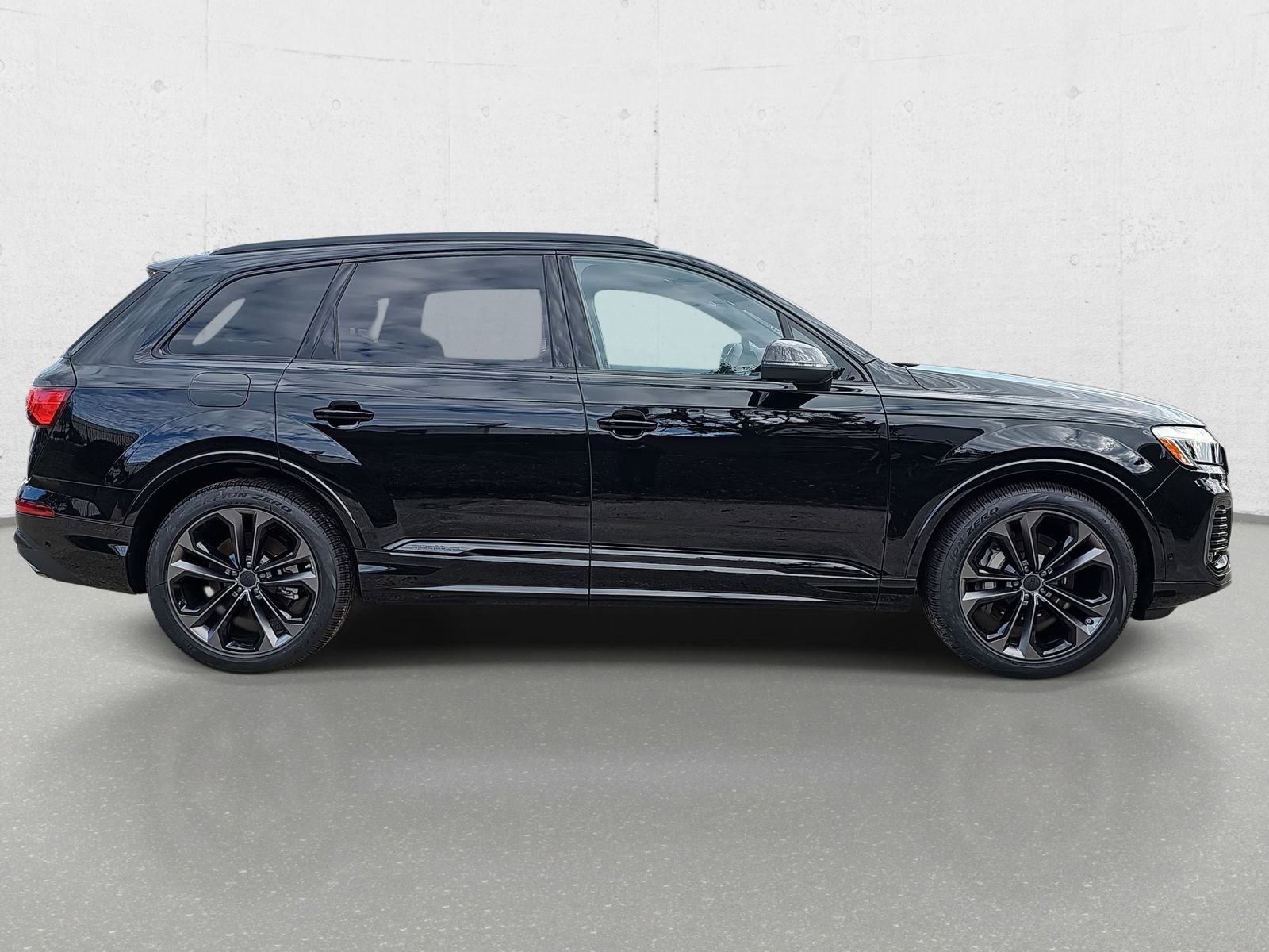 New 2026 Audi Q7 3.0T Premium Plus AWD/4WD image 4