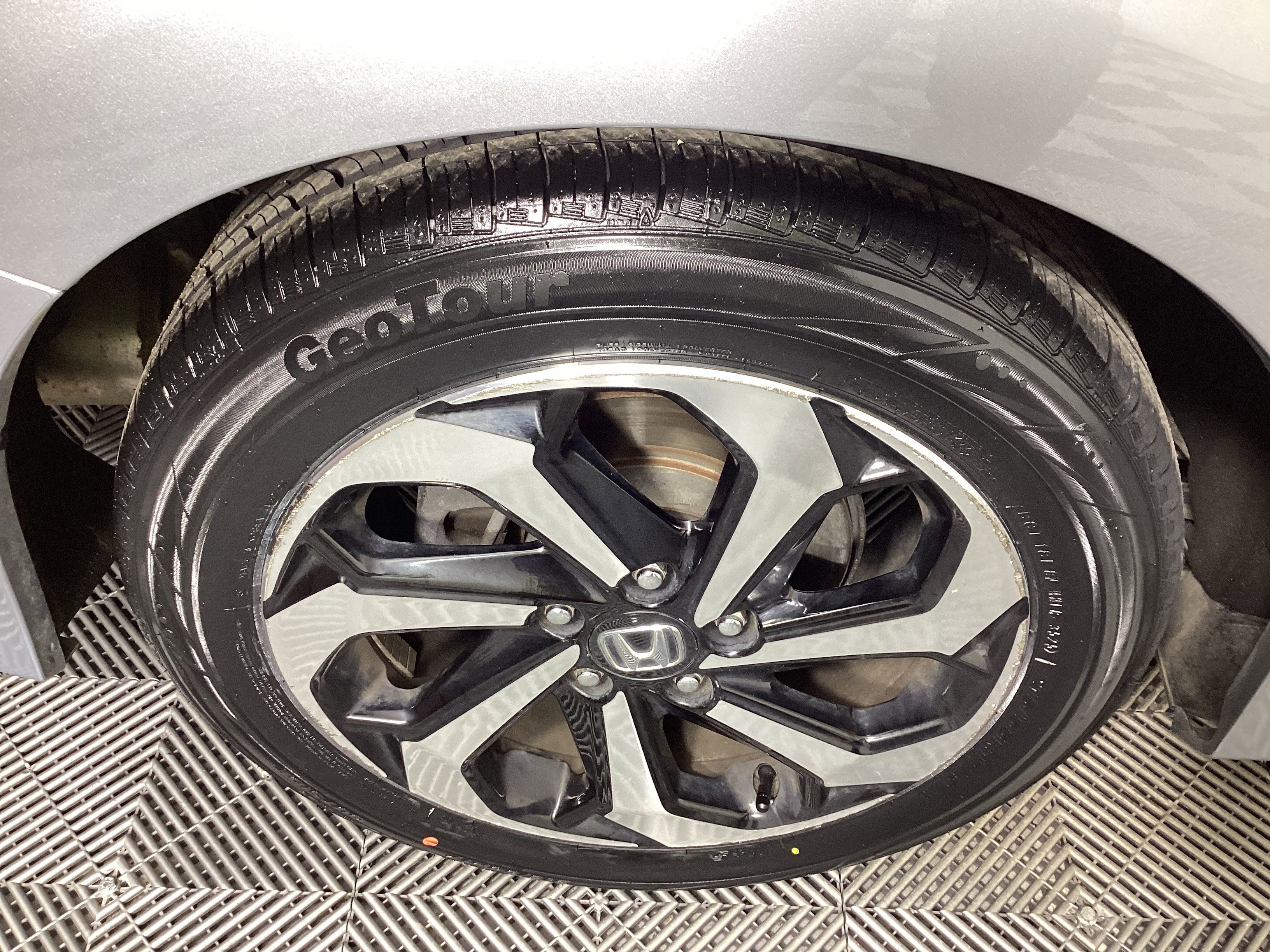 Used 2017 Honda Accord EX-L image 12