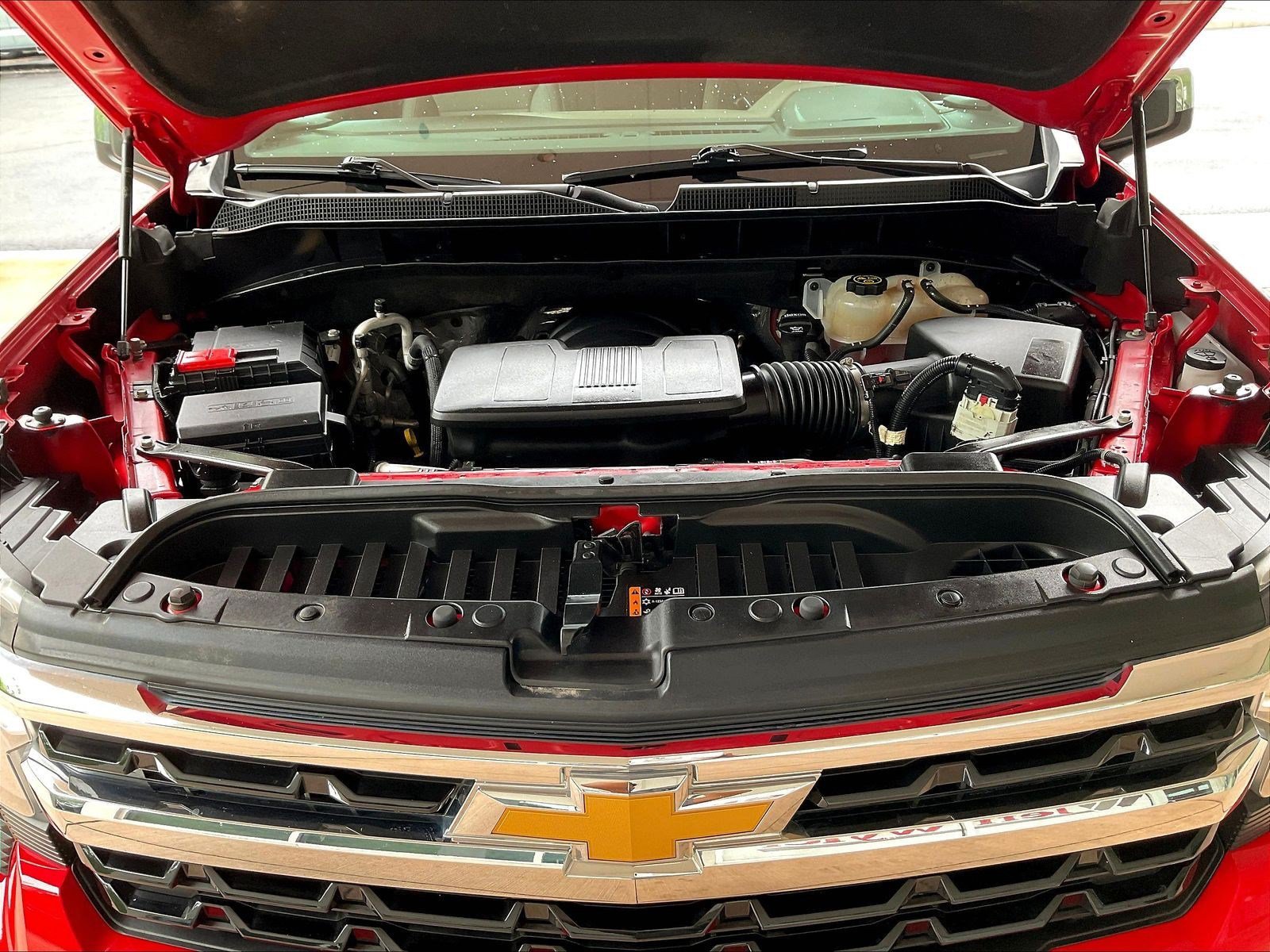 Used 2023 Chevrolet Silverado 1500 LT w/ Protection Package AWD/4WD image 30