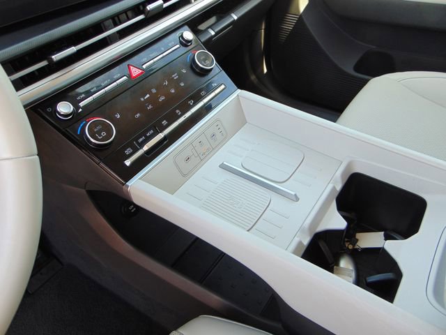 Used 2026 Hyundai Santa Fe SEL AWD/4WD image 14