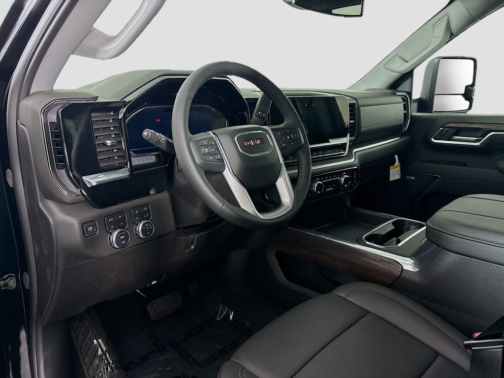 New 2025 GMC Sierra 3500 SLT image 9