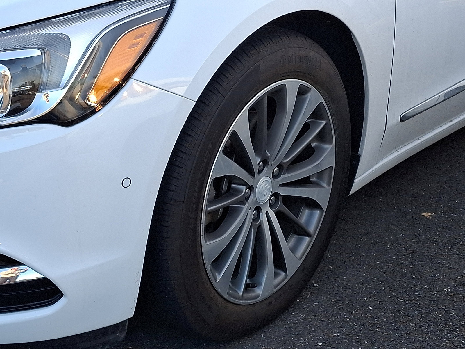 Used 2019 Buick LaCrosse Premium w/ Driver Confidence Package II image 7