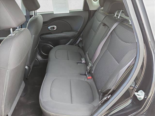 Used 2015 Kia Soul + FWD image 18