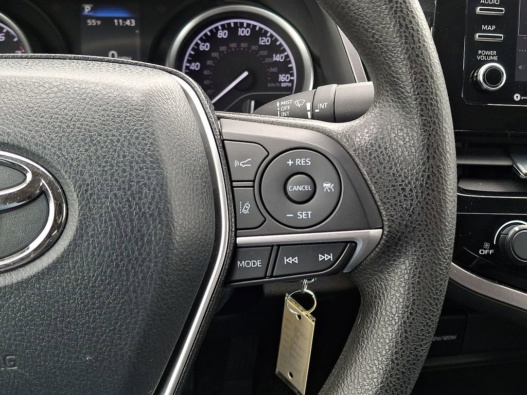 Used 2021 Toyota Camry LE image 21