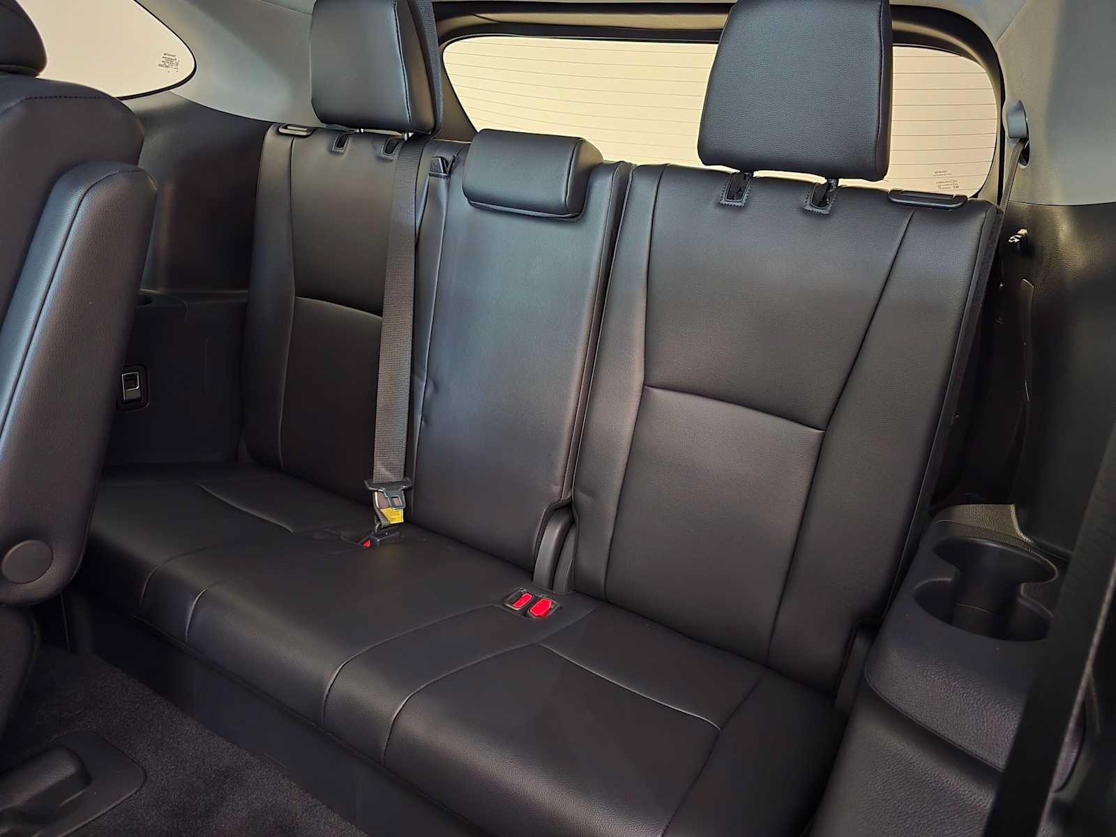 Certified 2024 Toyota Highlander XLE AWD/4WD image 25