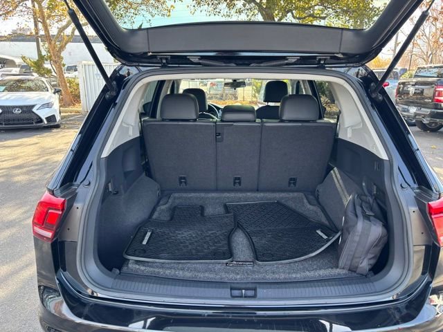 Used 2018 Volkswagen Tiguan SE image 46