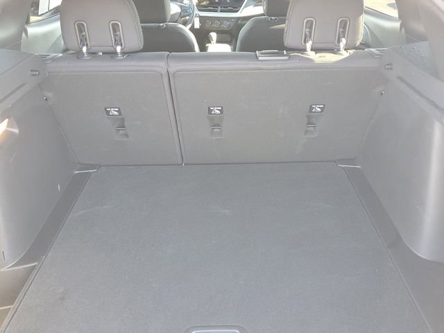 Used 2025 Chevrolet Trax RS w/ Driver Confidence Package image 7