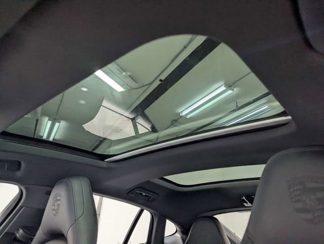 Used 2022 Porsche Panamera 4 Platinum Edition image 14