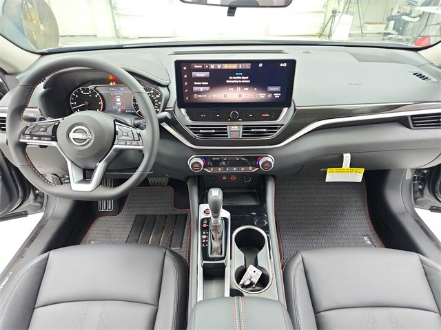New 2025 Nissan Altima 2.5 SR w/ SR Premium Package image 26