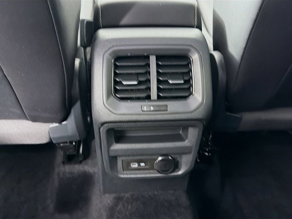Used 2023 Volkswagen Tiguan SE FWD image 24
