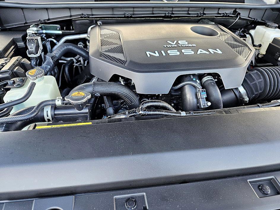 New 2026 Nissan Armada SL w/ Captain's Chari Seat Package image 16