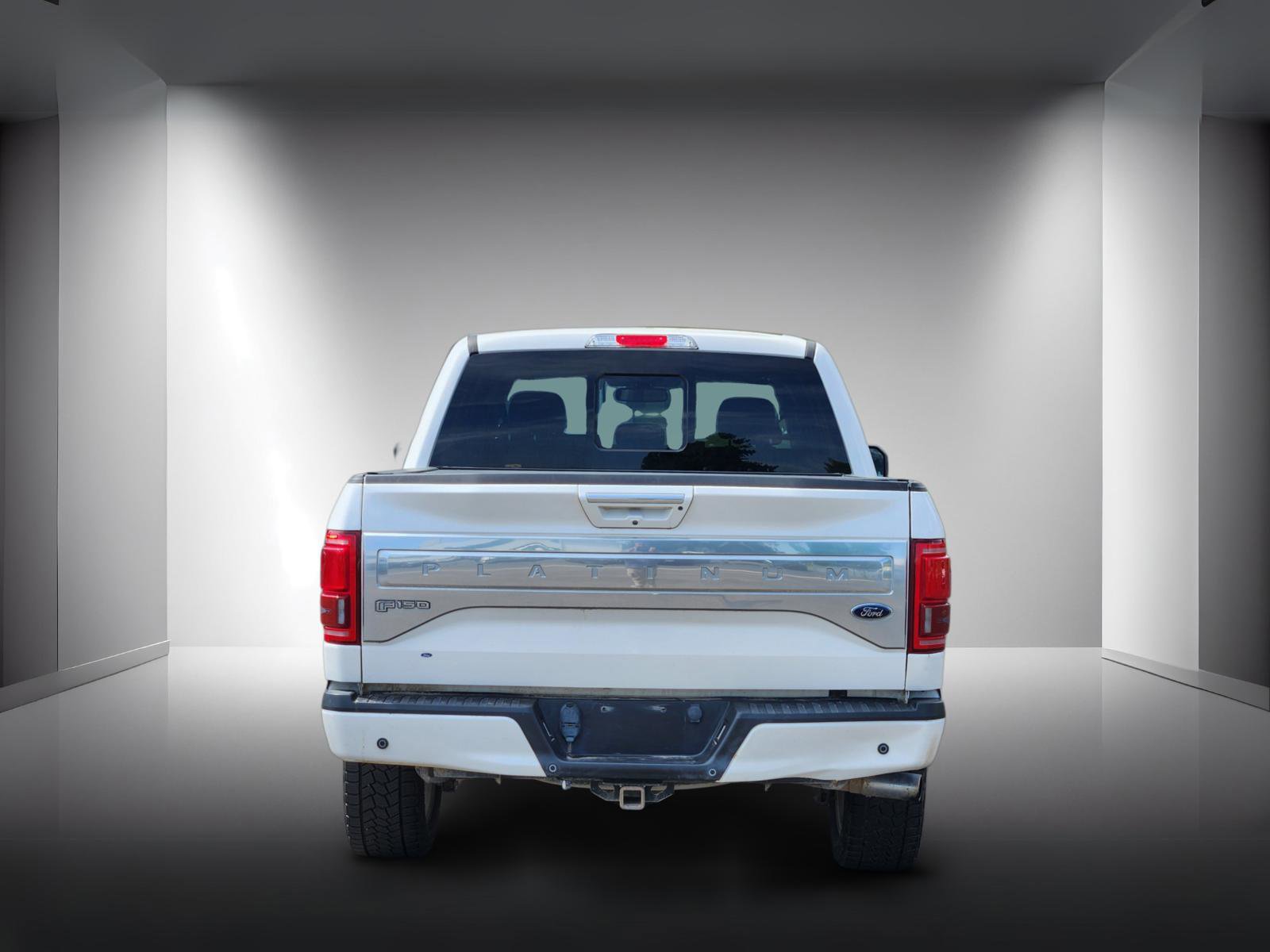 Used 2016 Ford F150 Platinum w/ Equipment Group 701A Luxury AWD/4WD image 6