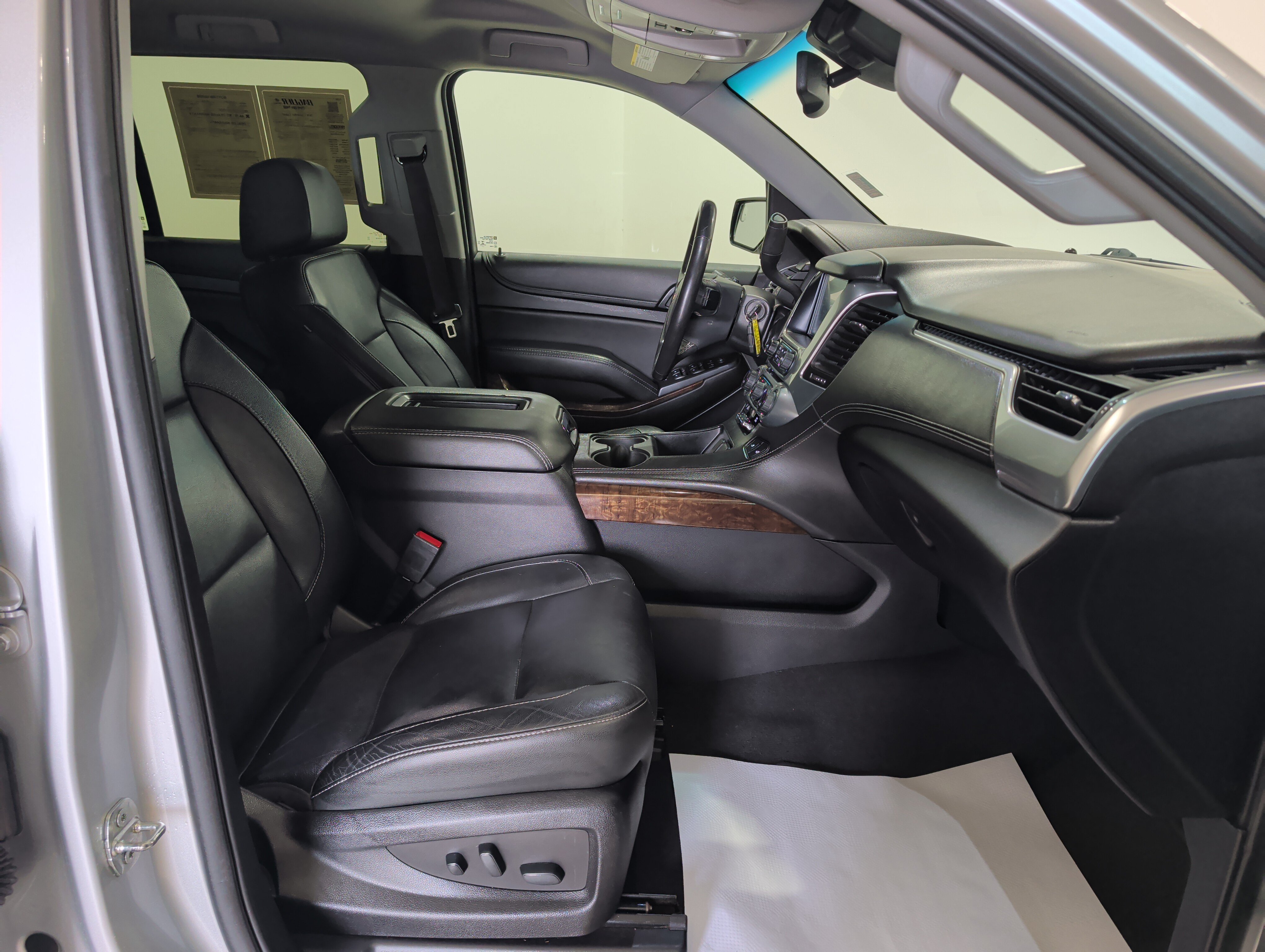 Used 2020 Chevrolet Tahoe LT AWD/4WD image 21