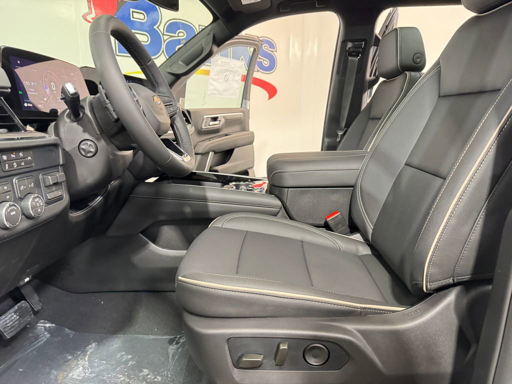New 2026 Chevrolet Tahoe Premier w/ Sun And Tow Package AWD/4WD image 10