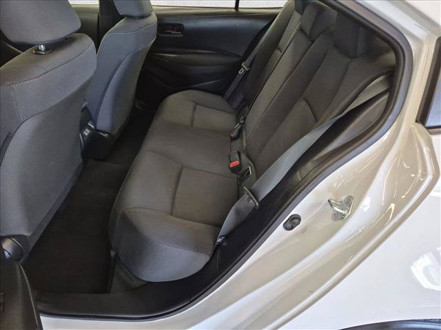 Used 2025 Toyota Corolla LE FWD image 18