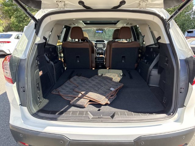 Used 2022 Subaru Ascent Touring AWD/4WD image 12