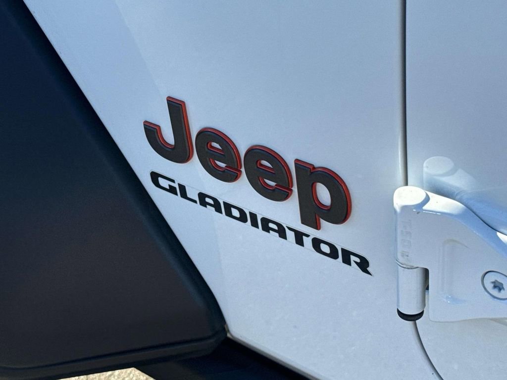 Used 2022 Jeep Gladiator Mojave image 7