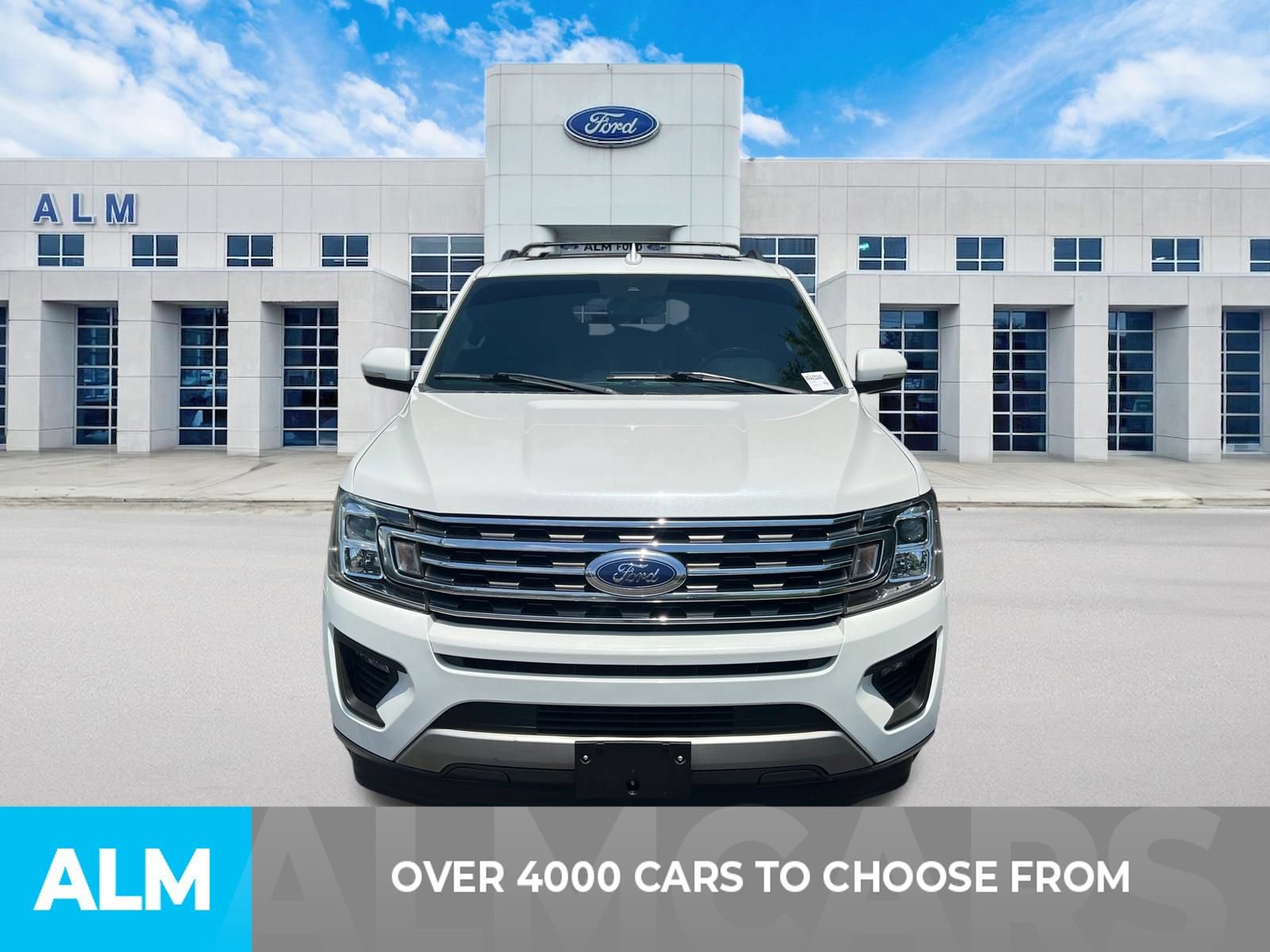 Used 2021 Ford Expedition XLT RWD image 2