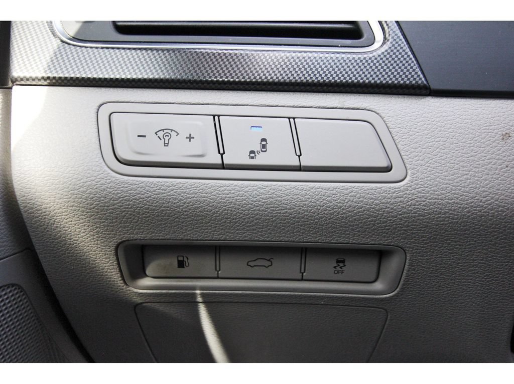 Used 2016 Hyundai Sonata Sport w/ Option Group 03 FWD image 21