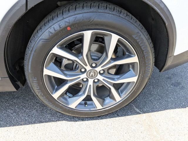 Certified 2023 Acura MDX FWD w/ Technology Package image 12