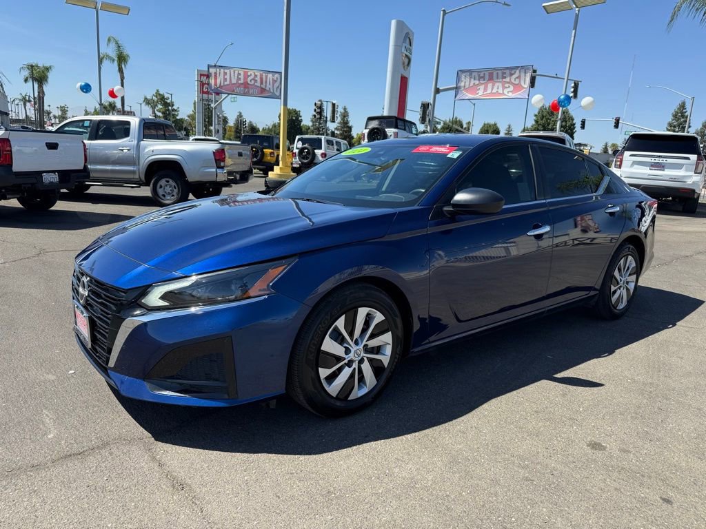 Certified 2024 Nissan Altima 2.5 S image 3