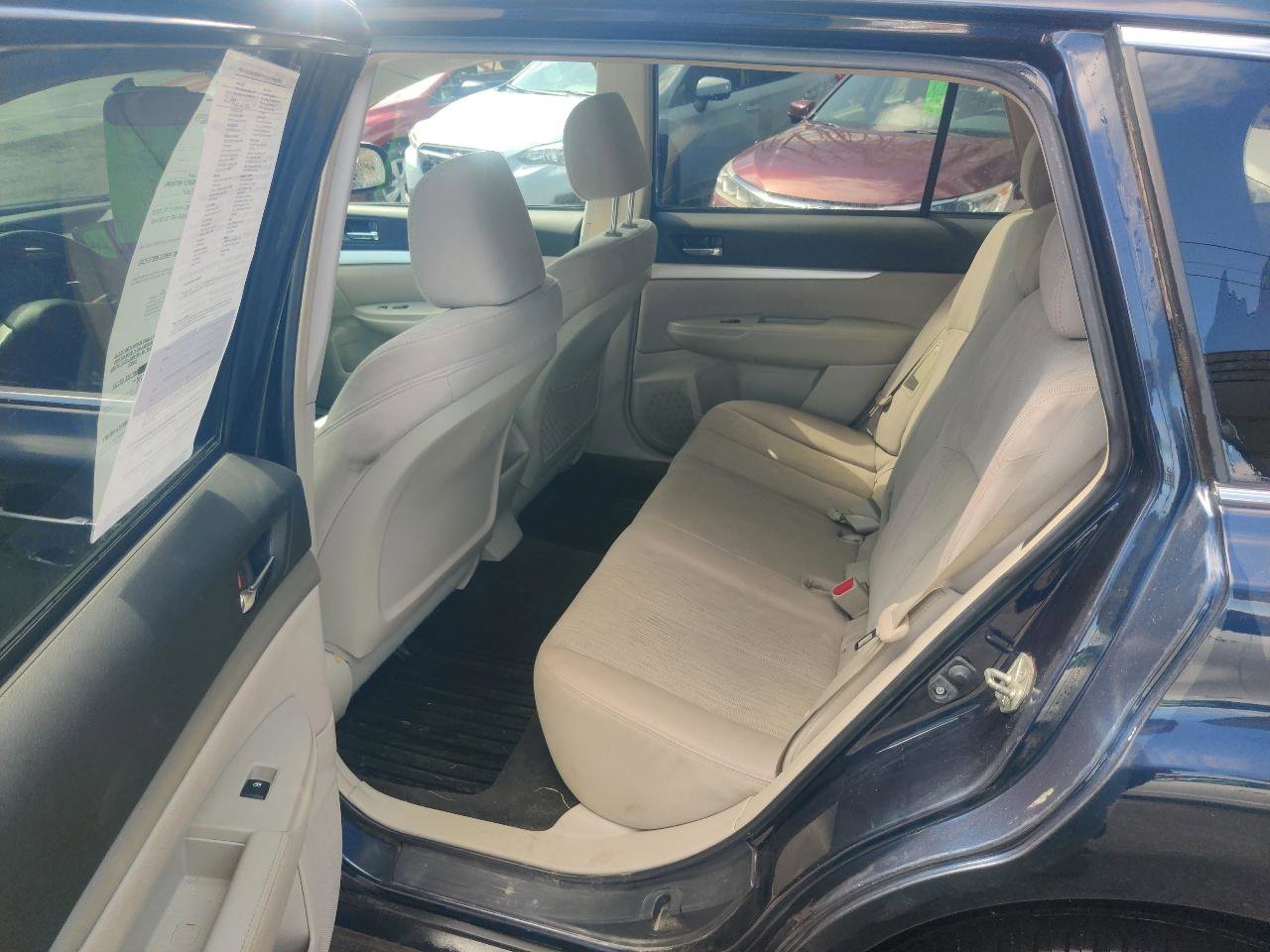 Used 2013 Subaru Outback 2.5i Premium w/ All-Weather Pkg AWD/4WD image 12