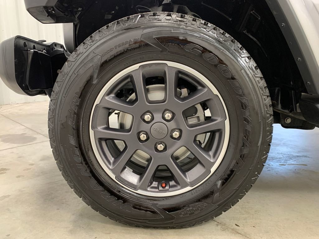 Used 2020 Jeep Gladiator Overland image 20