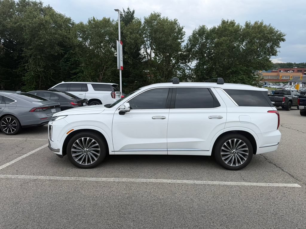 Used 2023 Hyundai Palisade Calligraphy AWD/4WD image 7