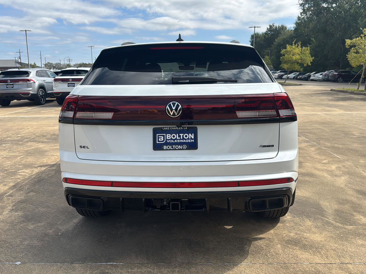 New 2026 Volkswagen Atlas Cross Sport SEL R-Line image 6