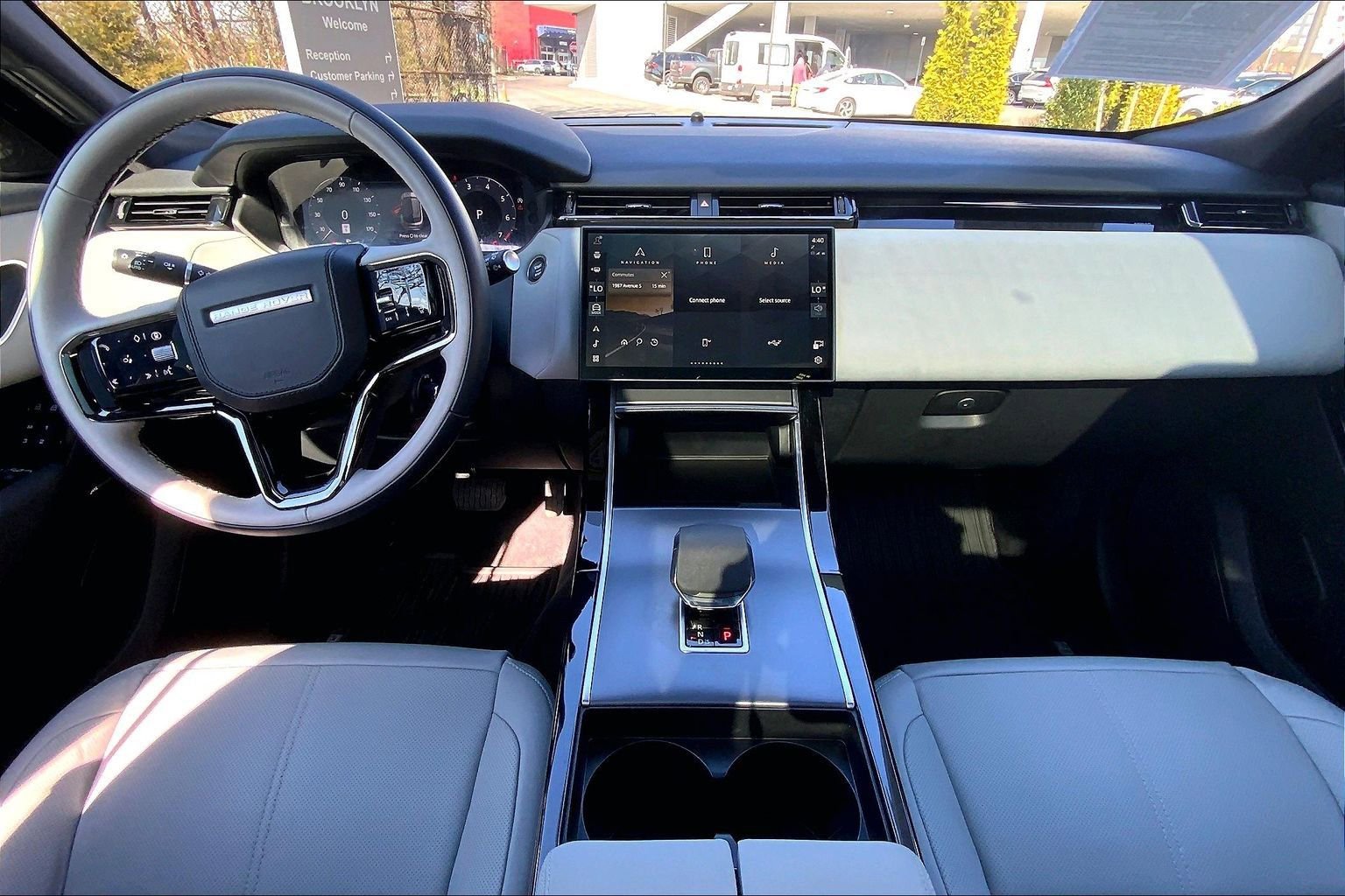 Used 2026 Land Rover Range Rover Velar S AWD/4WD image 15