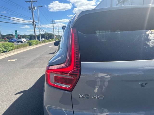 Certified 2025 Volvo XC40 B5 Core AWD/4WD image 10