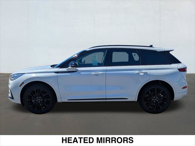 Used 2024 Lincoln Corsair Reserve w/ Equipment Group 201A FWD image 2