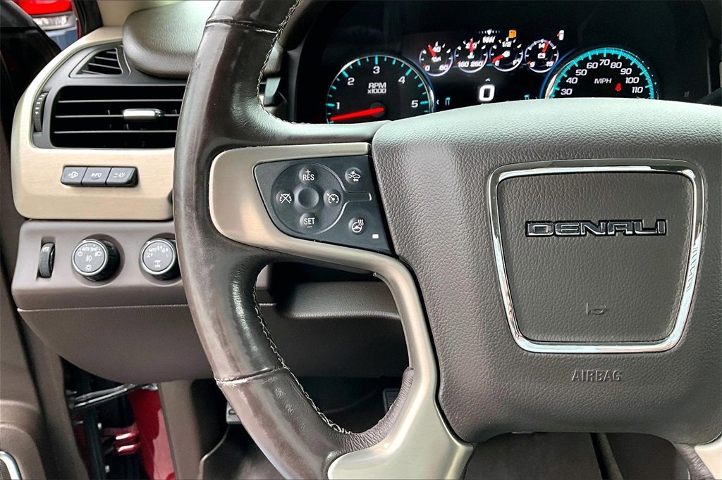 Used 2017 GMC Yukon Denali w/ Open Road Package image 11