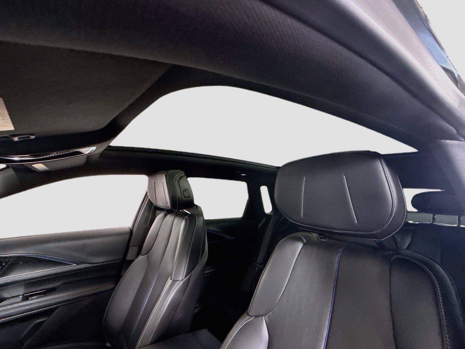 Used 2024 Cadillac Lyriq Luxury w/ LPO, Floor Liner Package AWD/4WD image 16