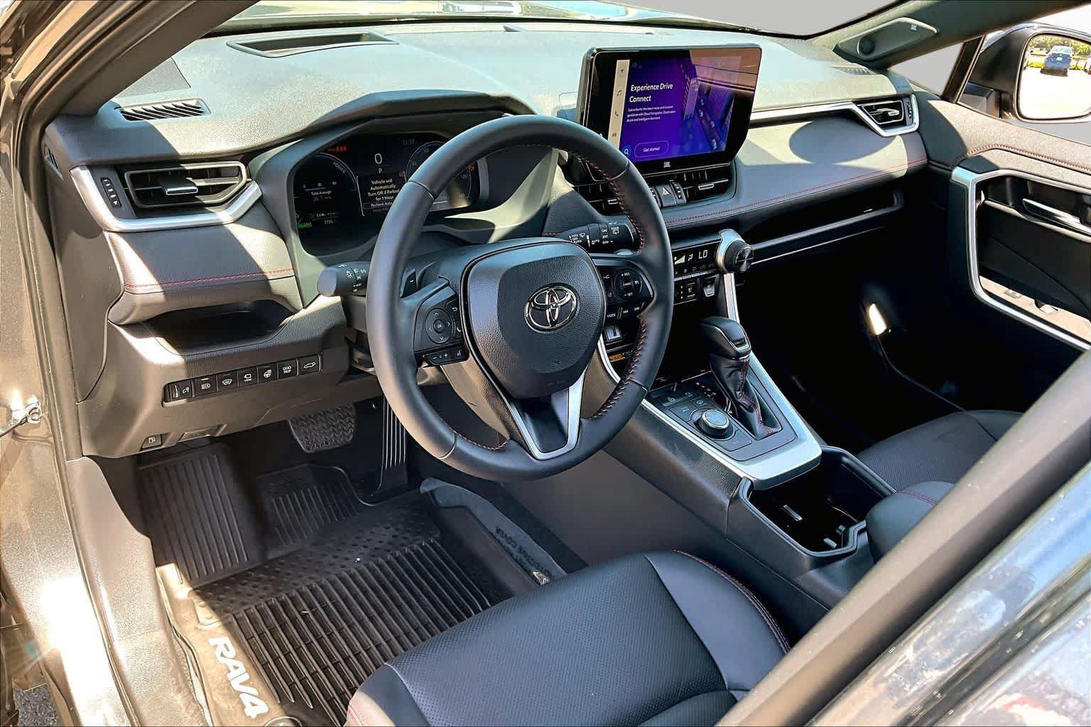 Certified 2025 Toyota RAV4 XSE AWD/4WD image 17