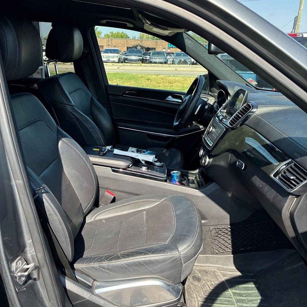 Used 2019 Mercedes-Benz GLS 550 4MATIC image 6
