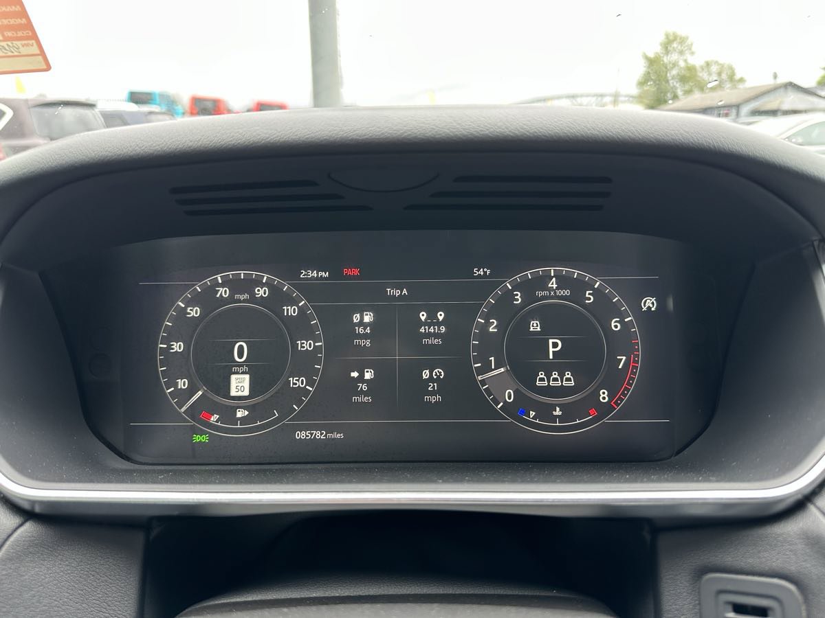 Used 2019 Land Rover Range Rover Sport SE AWD/4WD image 21