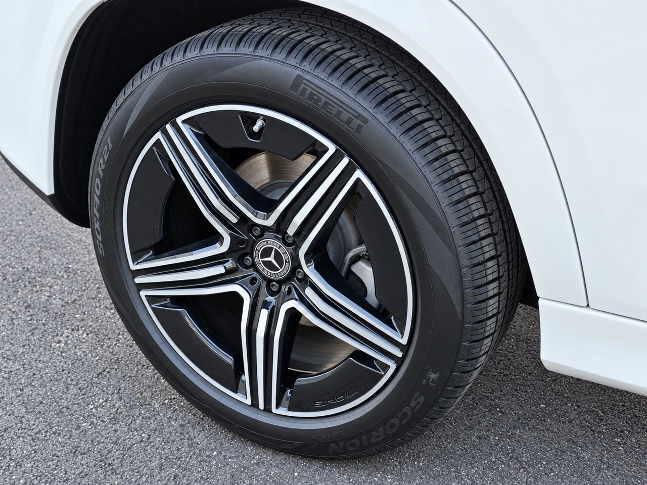 New 2026 Mercedes-Benz GLE 350 4MATIC image 10