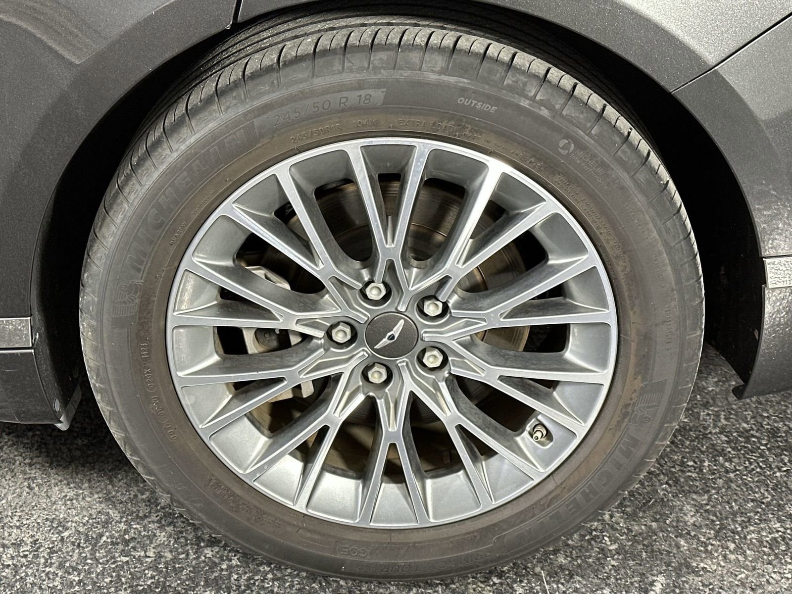 Used 2023 Genesis G80 2.5T image 10